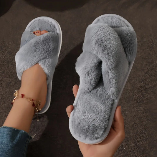 Chaussons “Nuage Douillet” – Croisés en Fourrure Ultra Confort